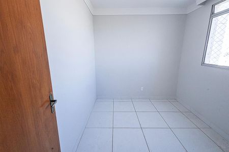 quarto 3 de apartamento à venda com 3 quartos, 68m² em Parque São Pedro, Belo Horizonte