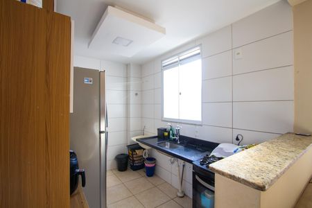 Cozinha de apartamento para alugar com 2 quartos, 50m² em Vista Alegre, São Gonçalo