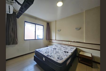 Quarto Suíte de apartamento para alugar com 1 quarto, 42m² em Pituba, Salvador