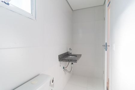 Apartamento para alugar com 54m², 2 quartos e 1 vaga Apartamento para alugar com 54m², 2 quartos e 1 vagaBanheiro da Suíte