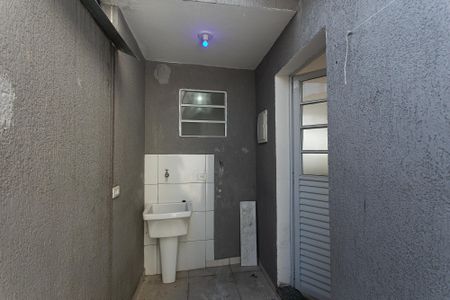 Studio para alugar com 30m², 1 quarto e sem vaga Studio para alugar com 30m², 1 quarto e sem vagaÁrea de Serviço