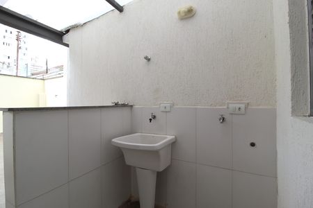 Área de Serviço de casa de condomínio para alugar com 2 quartos, 100m² em Vila Nova Conceição, São Paulo
