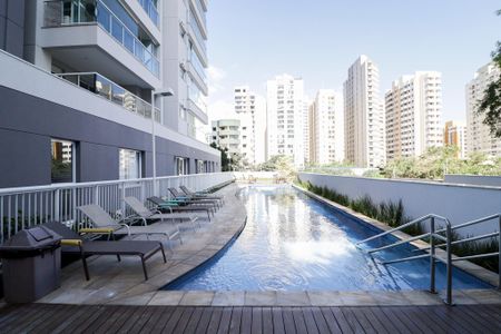 Apartamento à venda com 95m², 2 quartos e 2 vagas Apartamento à venda com 95m², 2 quartos e 2 vagasPiscinaPiscina