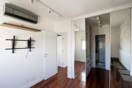 Apartamento à venda com 95m², 2 quartos e 2 vagas Apartamento à venda com 95m², 2 quartos e 2 vagasSuíte 2