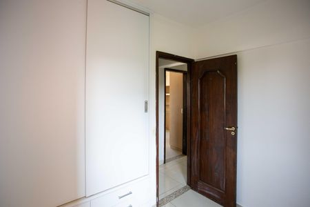 Apartamento à venda com 64m², 3 quartos e 1 vagaQuarto 3