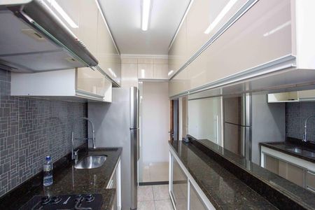 Apartamento à venda com 64m², 3 quartos e 1 vagaCozinha