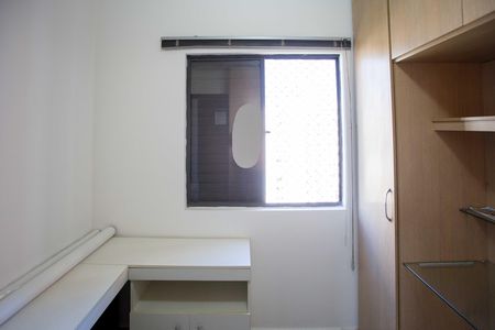 Apartamento à venda com 64m², 3 quartos e 1 vagaQuarto 2