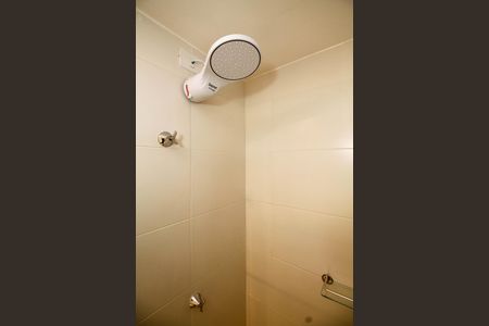 Banheiro de kitnet/studio para alugar com 1 quarto, 24m² em Pinheiros, São Paulo