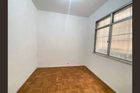 Apartamento para alugar com 55m², 3 quartos e 1 vaga Apartamento para alugar com 55m², 3 quartos e 1 vagaQuarto