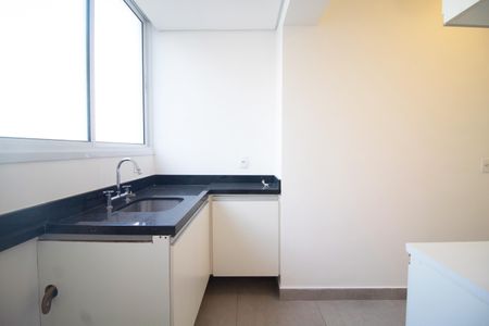 Apartamento para alugar com 80m², 2 quartos e 1 vaga