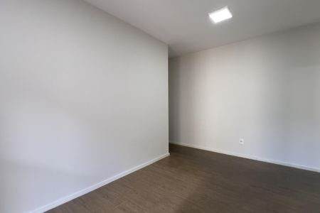 Sala de apartamento para alugar com 2 quartos, 77m² em Picanço, Guarulhos