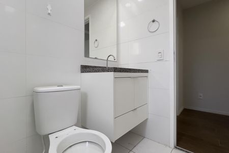Apartamento para alugar com 77m², 2 quartos e 1 vaga Apartamento para alugar com 77m², 2 quartos e 1 vagaBanheiro