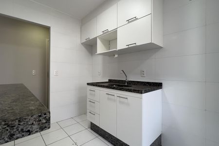 Apartamento para alugar com 77m², 2 quartos e 1 vaga Apartamento para alugar com 77m², 2 quartos e 1 vagaCozinha e Área de Serviço