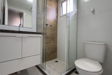 Banheiro da Suíte de apartamento para alugar com 2 quartos, 77m² em Picanço, Guarulhos