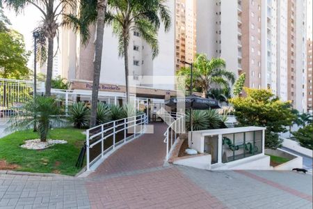 Apartamento para alugar com 77m², 2 quartos e 1 vaga Apartamento para alugar com 77m², 2 quartos e 1 vagaFachada e portaria