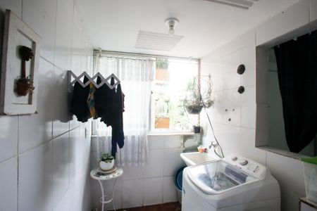 Apartamento à venda com 79m², 3 quartos e 1 vagaÁrea de Serviço