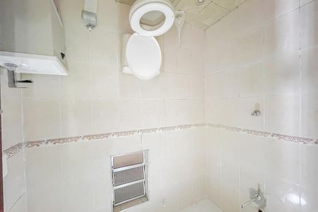 Banheiro 2 de casa para alugar com 4 quartos, 180m² em Conceicao, Osasco