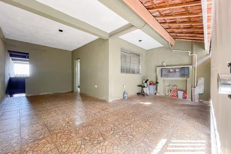 Garagem de casa para alugar com 4 quartos, 180m² em Conceicao, Osasco