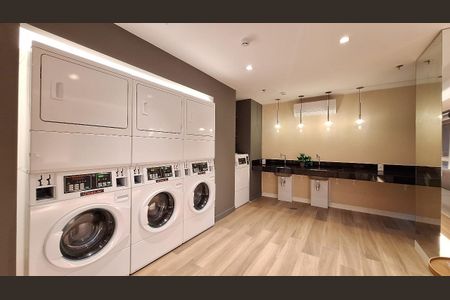 Studio para alugar com 30m², 1 quarto e sem vaga Studio para alugar com 30m², 1 quarto e sem vagaLavanderia