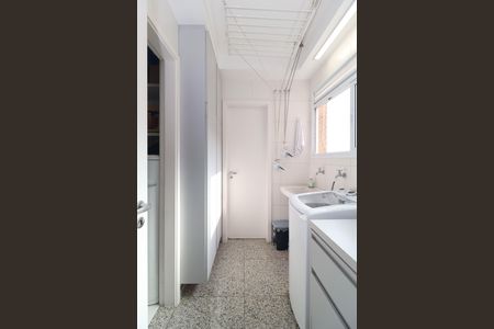 Área de Serviço de apartamento para alugar com 3 quartos, 127m² em Sumaré, São Paulo