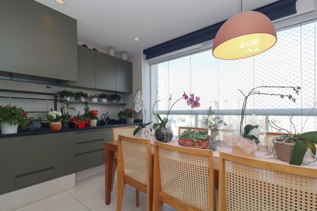 Varanda da Sala de apartamento para alugar com 3 quartos, 127m² em Sumaré, São Paulo