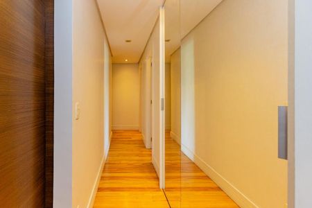 Apartamento à venda com 386m², 4 quartos e 4 vagas