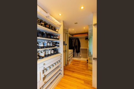 Apartamento à venda com 386m², 4 quartos e 4 vagas