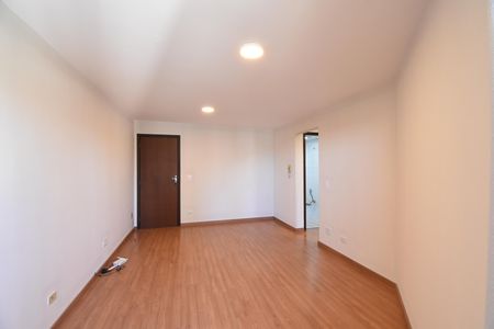 Apartamento à venda com 74m², 2 quartos e 1 vagaSala