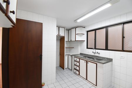 Apartamento à venda com 74m², 2 quartos e 1 vagaCozinha