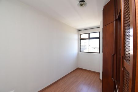 Apartamento à venda com 74m², 2 quartos e 1 vagaQuarto 2