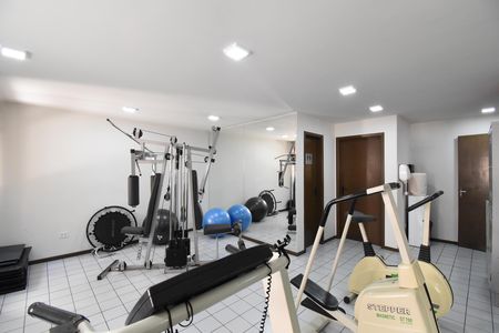 Apartamento à venda com 74m², 2 quartos e 1 vagaÁrea comum - Academia