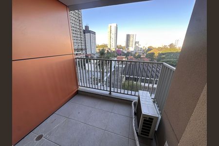 Varanda de kitnet/studio à venda com 1 quarto, 29m² em Chácara Santo Antônio (zona Sul), São Paulo
