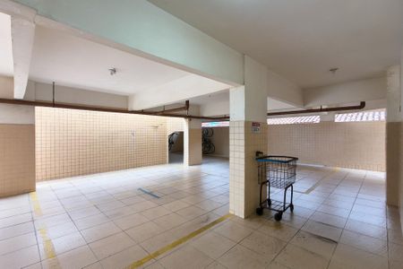 Apartamento para alugar com 45m², 1 quarto e 1 vaga Apartamento para alugar com 45m², 1 quarto e 1 vagaGaragem