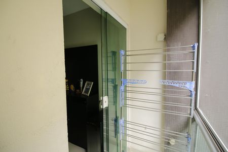 Apartamento para alugar com 45m², 2 quartos e 1 vagaVaranda