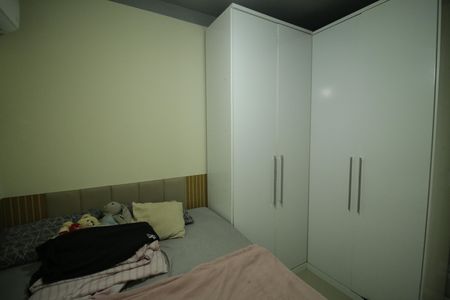 Quarto 1 de apartamento para alugar com 2 quartos, 45m² em Jacarepaguá, Rio de Janeiro