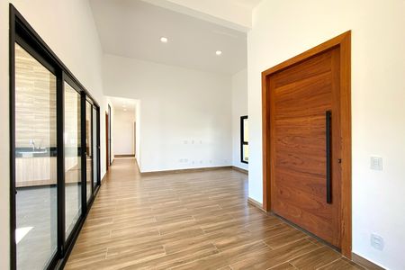 Sala de casa de condomínio à venda com 3 quartos, 330m² em Gran Royalle Casa Branca, Brumadinho