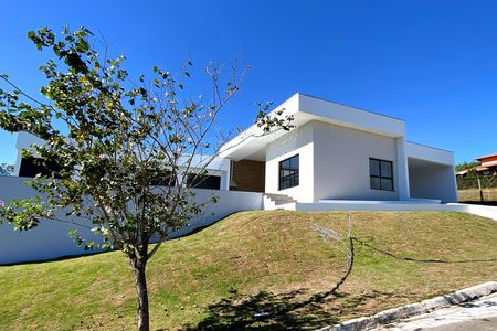 Fachada de casa de condomínio à venda com 3 quartos, 330m² em Gran Royalle Casa Branca, Brumadinho