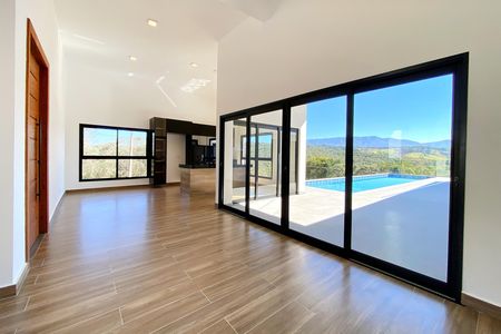 Casa de Condomínio à venda com 3 quartos, 330m² em Gran Royalle Casa Branca, Brumadinho
