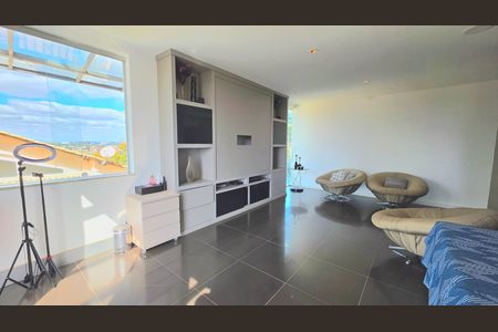 Sala  de casa de condomínio à venda com 6 quartos, 409m² em Várzea, Lagoa Santa