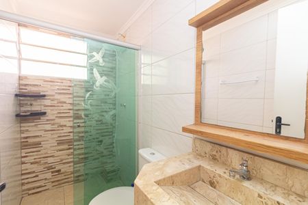 Banheiro de apartamento para alugar com 2 quartos, 48m² em Vila Princesa Isabel, São Paulo