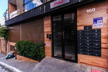Fachada de apartamento para alugar com 1 quarto, 27m² em Vila Invernada, São Paulo
