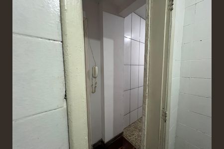 Apartamento para alugar com 38m², 1 quarto e sem vagaCorredor vista banheiro