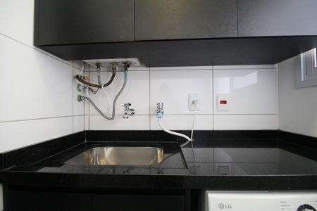 Área de Serviço de apartamento para alugar com 2 quartos, 48m² em Vila Andrade, São Paulo