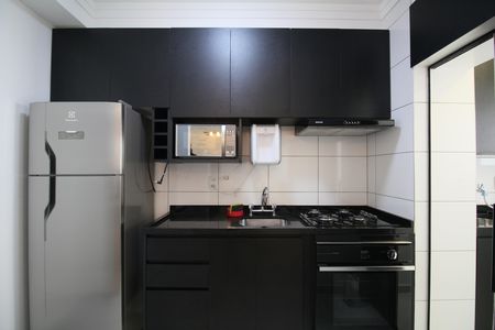 Cozinha de apartamento para alugar com 2 quartos, 48m² em Vila Andrade, São Paulo