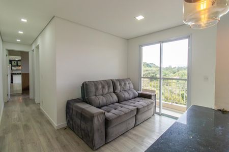 Sala de apartamento para alugar com 2 quartos, 45m² em Chácara Granja Velha, Cotia