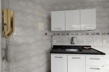 Apartamento para alugar com 54m², 2 quartos e 1 vaga Apartamento para alugar com 54m², 2 quartos e 1 vagaCozinha - Armários