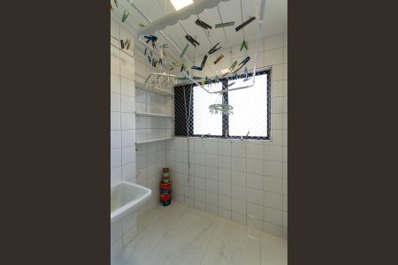 Apartamento para alugar com 67m², 2 quartos e 1 vaga Apartamento para alugar com 67m², 2 quartos e 1 vagaÁrea de Serviço