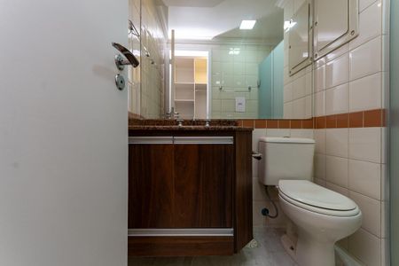 Banheiro do quarto 2 Suíte de apartamento para alugar com 2 quartos, 67m² em Lapa, São Paulo