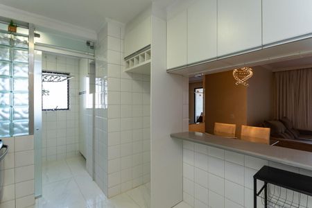 Apartamento para alugar com 67m², 2 quartos e 1 vaga Apartamento para alugar com 67m², 2 quartos e 1 vagaCozinha Americana