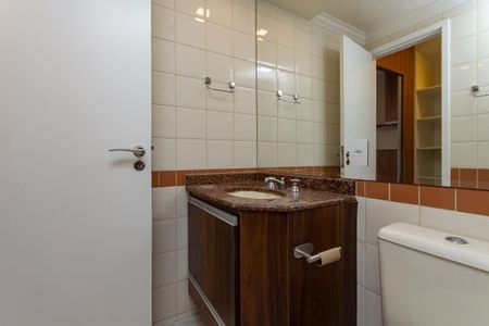 Apartamento para alugar com 67m², 2 quartos e 1 vaga Apartamento para alugar com 67m², 2 quartos e 1 vagaBanheiro do quarto 2 Suíte